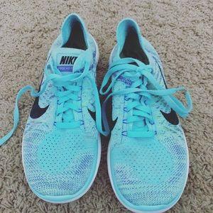 Nike Free 4.0 Flyknit Running Shoes